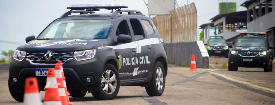 Polícia Civil prende em flagrante trio investigado por furtos a farmácias em Fortaleza