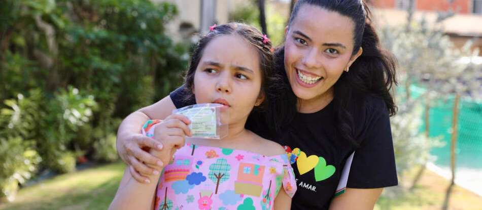 Direito de todos e dever do estado: Pefoce garante emissão da Carteira de Identidade Nacional para criança com autismo em Fortaleza