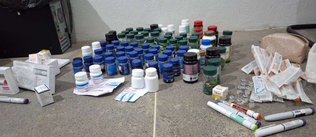Medicamentos irregulares são apreendidos durante ação da PCCE em Fortaleza