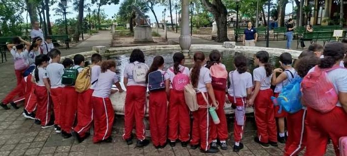 Alunos do Corpo de Bombeiros exploram história de Fortaleza em aula de campo
