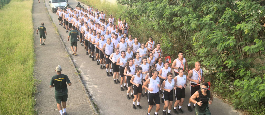 Aesp/CE promove corrida de fortalecimento para futuros delegados da Polícia Civil