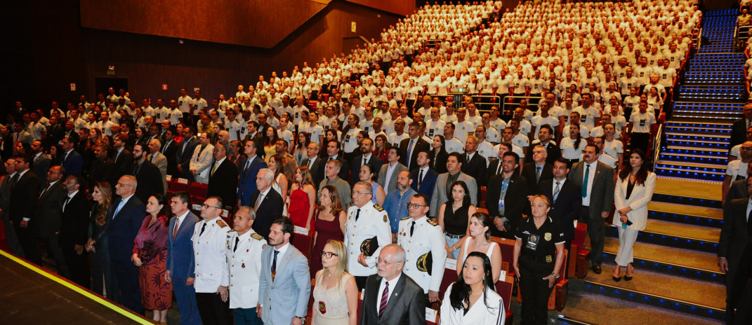 Aesp/CE celebra 15 anos com entrega de medalhas, honrarias e ciclo de palestras