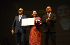 Superintendente da Supesp é homenageada em solenidade de aniversário de 15 anos da Aesp