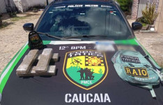 Polícia Militar apreende cerca de 4 kg de maconha e localiza placas de motocicletas em Caucaia