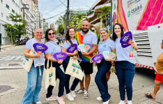 Codes/SSPDS desenvolve ação de conscientização na 25ª Parada pela Diversidade Sexual do Ceará