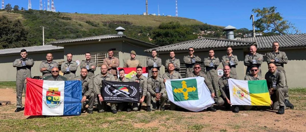 Policiais Militares concluem 6ª edição do Curso de Armeiro da Brigada Militar do Rio Grande do Sul