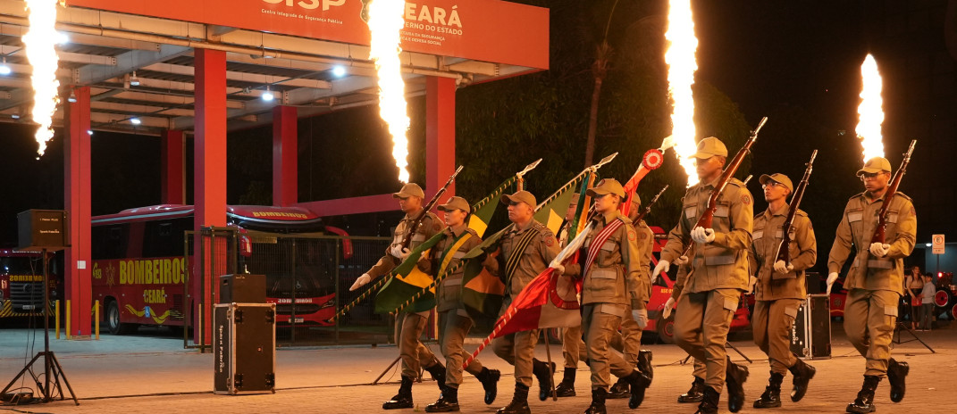 CBMCE homenageia e reconhece seus profissionais em cerimônia alusiva ao Dia do Bombeiro Brasileiro