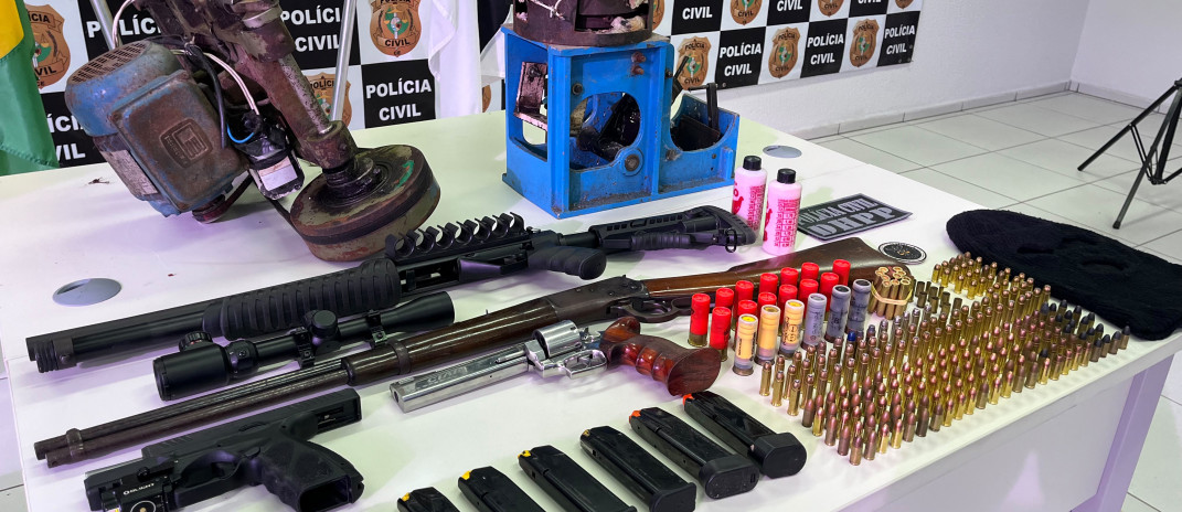 PCCE deflagra operação contra integrantes de grupo criminoso e cumpre nove mandados de prisão em Fortaleza e Maracanaú