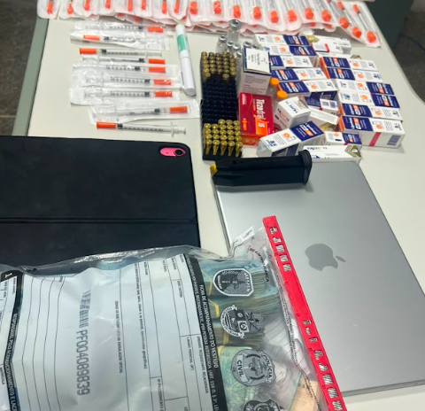 PCCE deflagra operação contra comercialização irregular de medicamentos para emagrecimento e prende mulher em flagrante em Canindé
