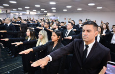 Em reunião de trabalho, 56 oficiais investigadores da Polícia Civil do Ceará tomam posse