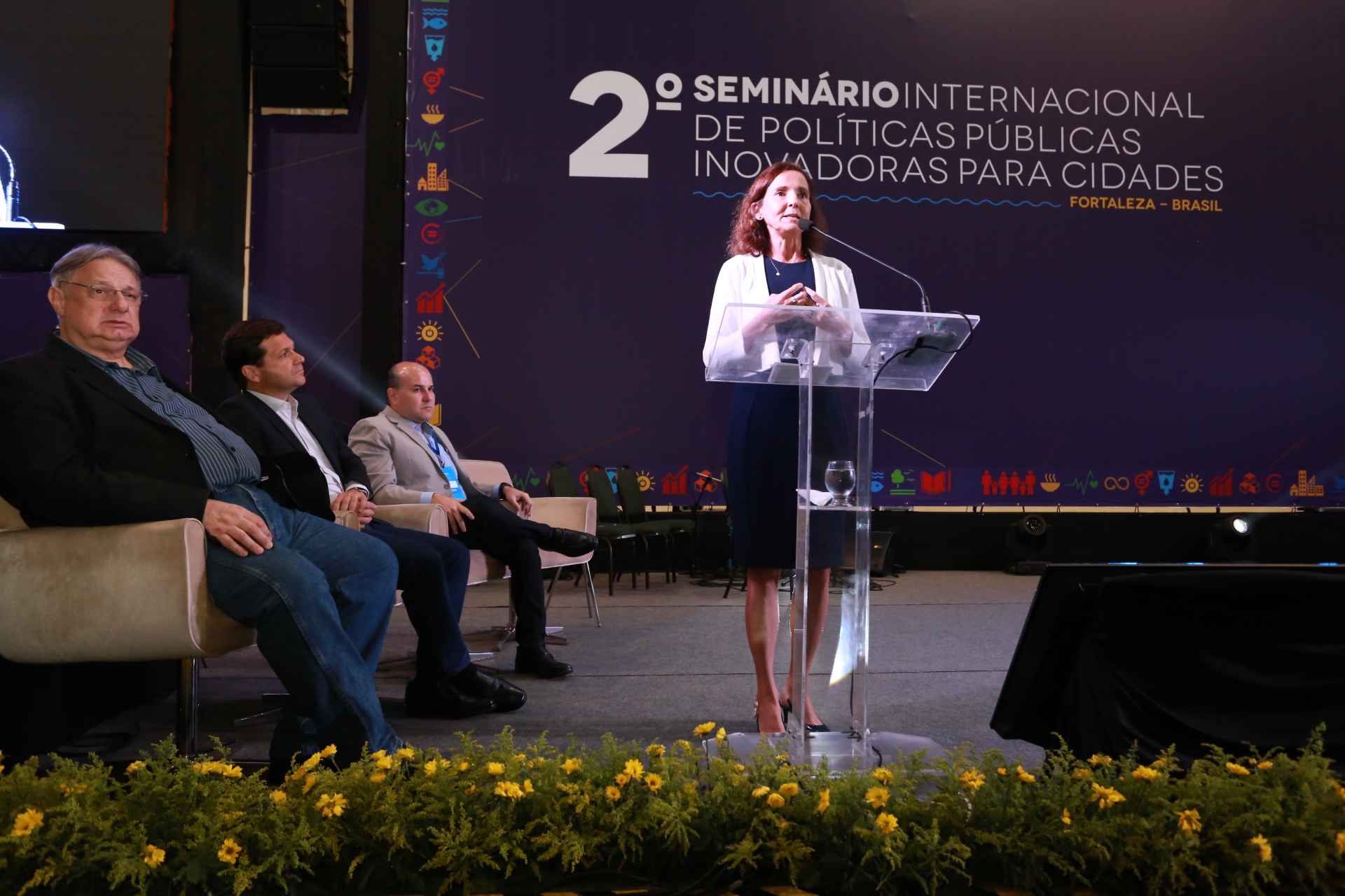 Vice-governadora participa de Seminário para debater políticas públicas inovadoras para cidades