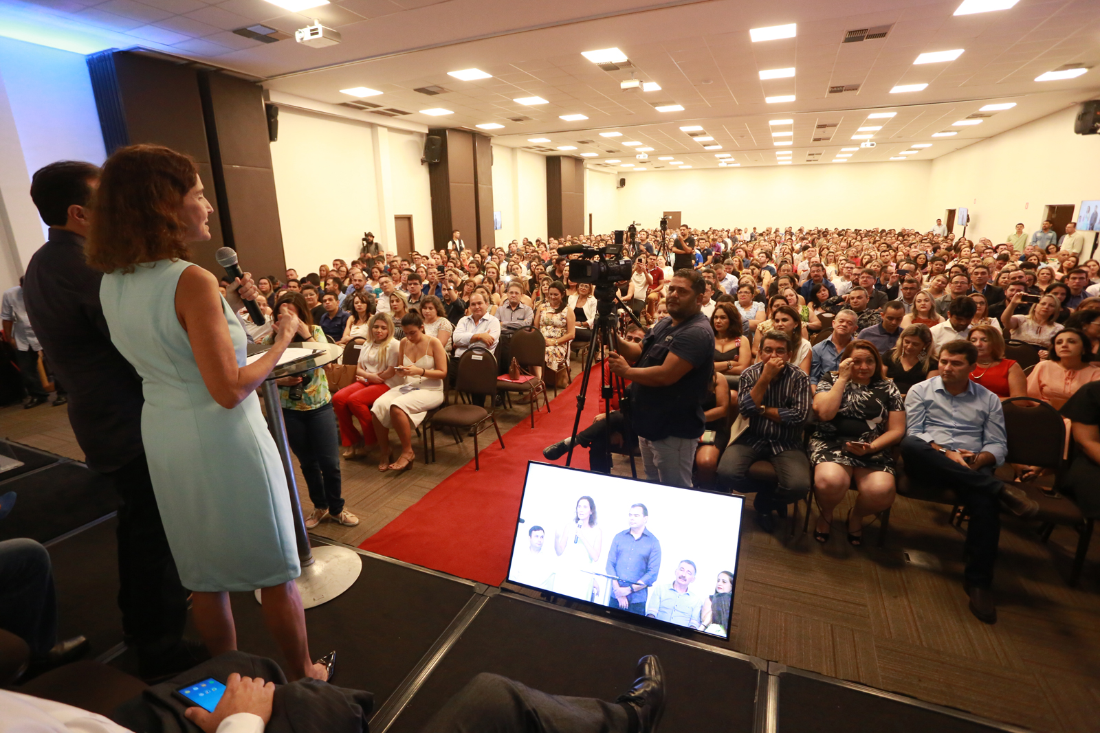 Governo do Ceará anuncia pacote de ações para Educação durante posse de novos diretores