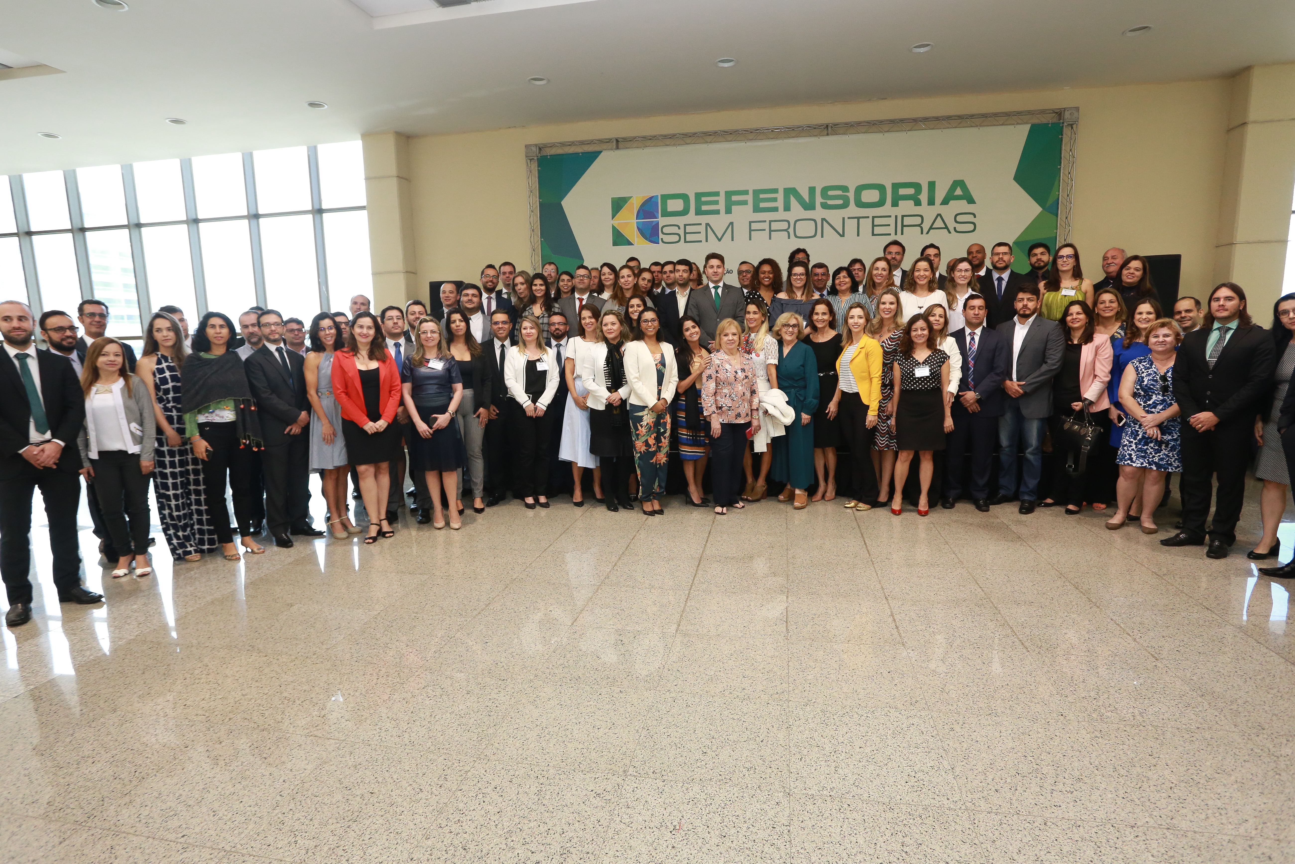 Izolda Cela participa do lançamento do programa Defensoria Sem Fronteiras