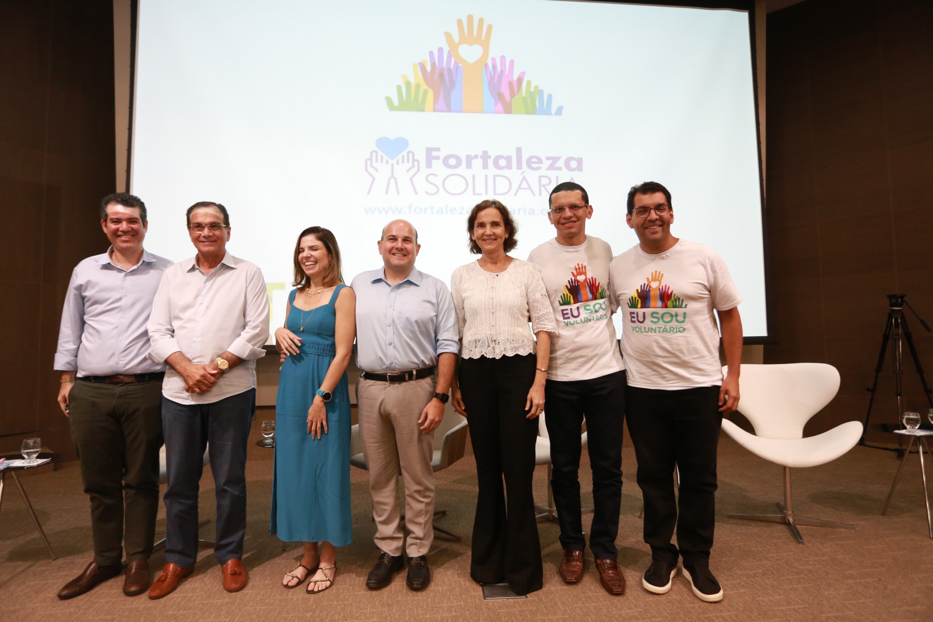 Izolda Cela participa do lançamento de plataforma online do Programa Fortaleza Solidária