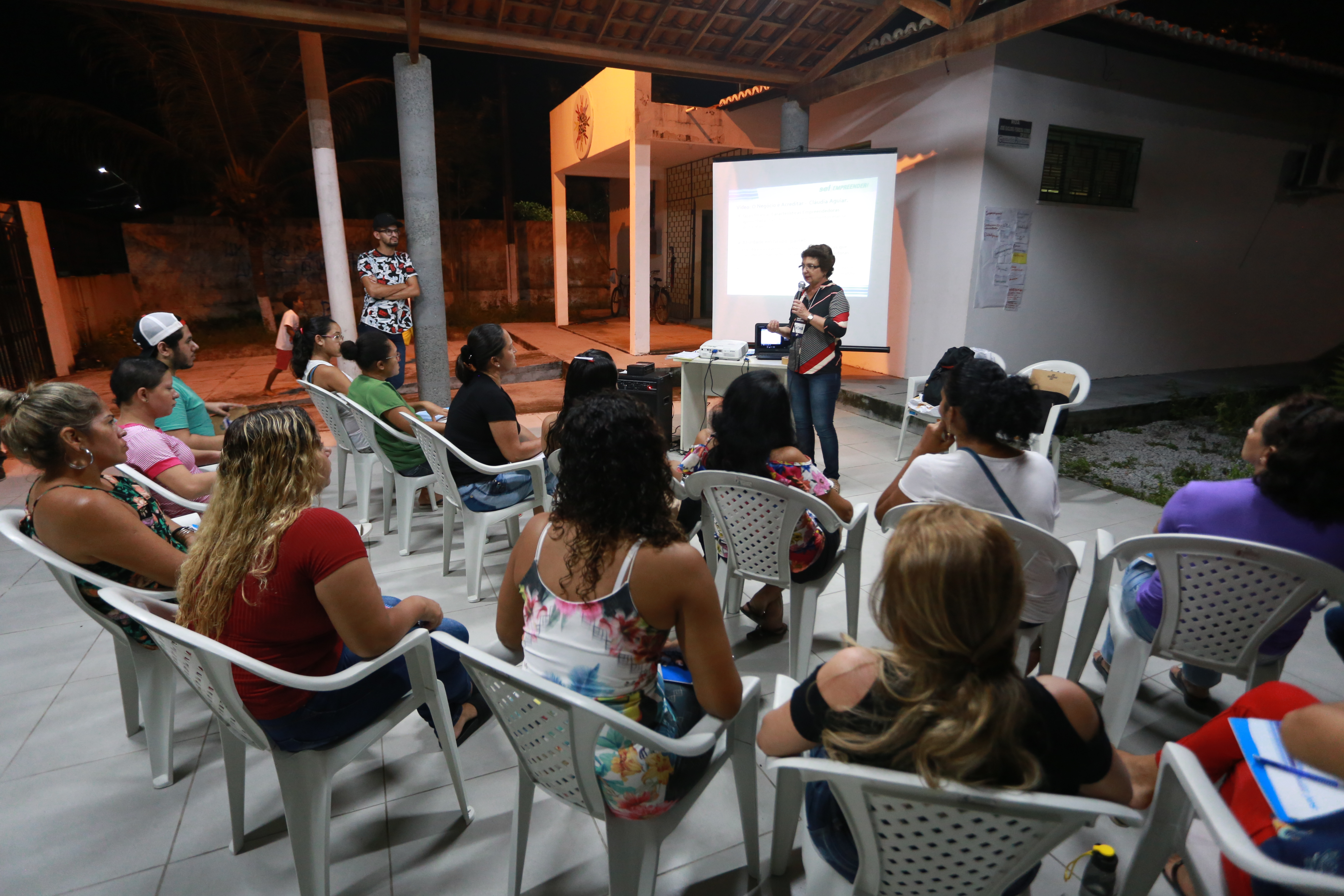 Territórios do Pacto por um Ceará Pacífico recebem oficinas de empreendedorismo