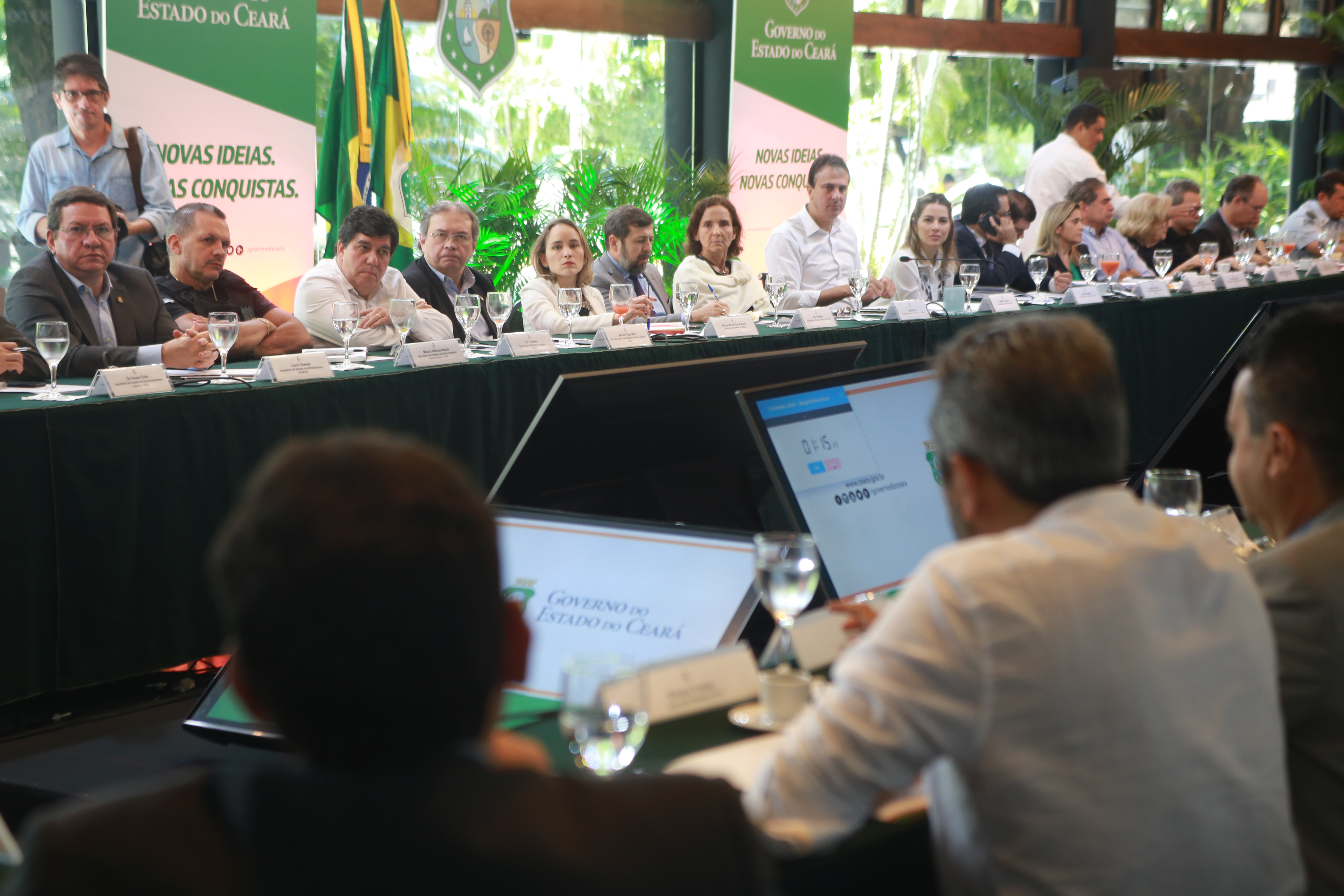 Governador reúne bancada estadual e secretariado para debater ações prioritárias para o Ceará