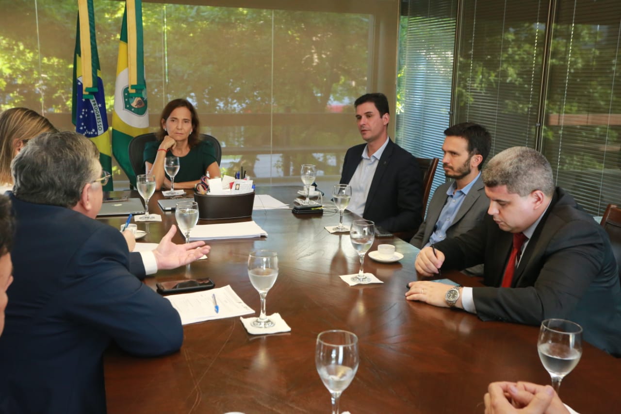 Izolda Cela recebe representantes do Conselho Nacional das ZPE; Ceará sediou primeira reunião dos conselheiros fora de Brasília