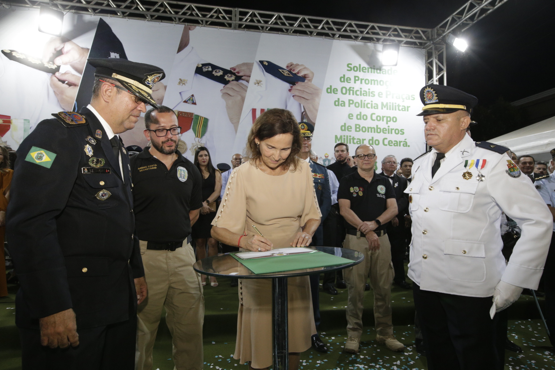 Governo do Estado promove 292 militares em Juazeiro do Norte