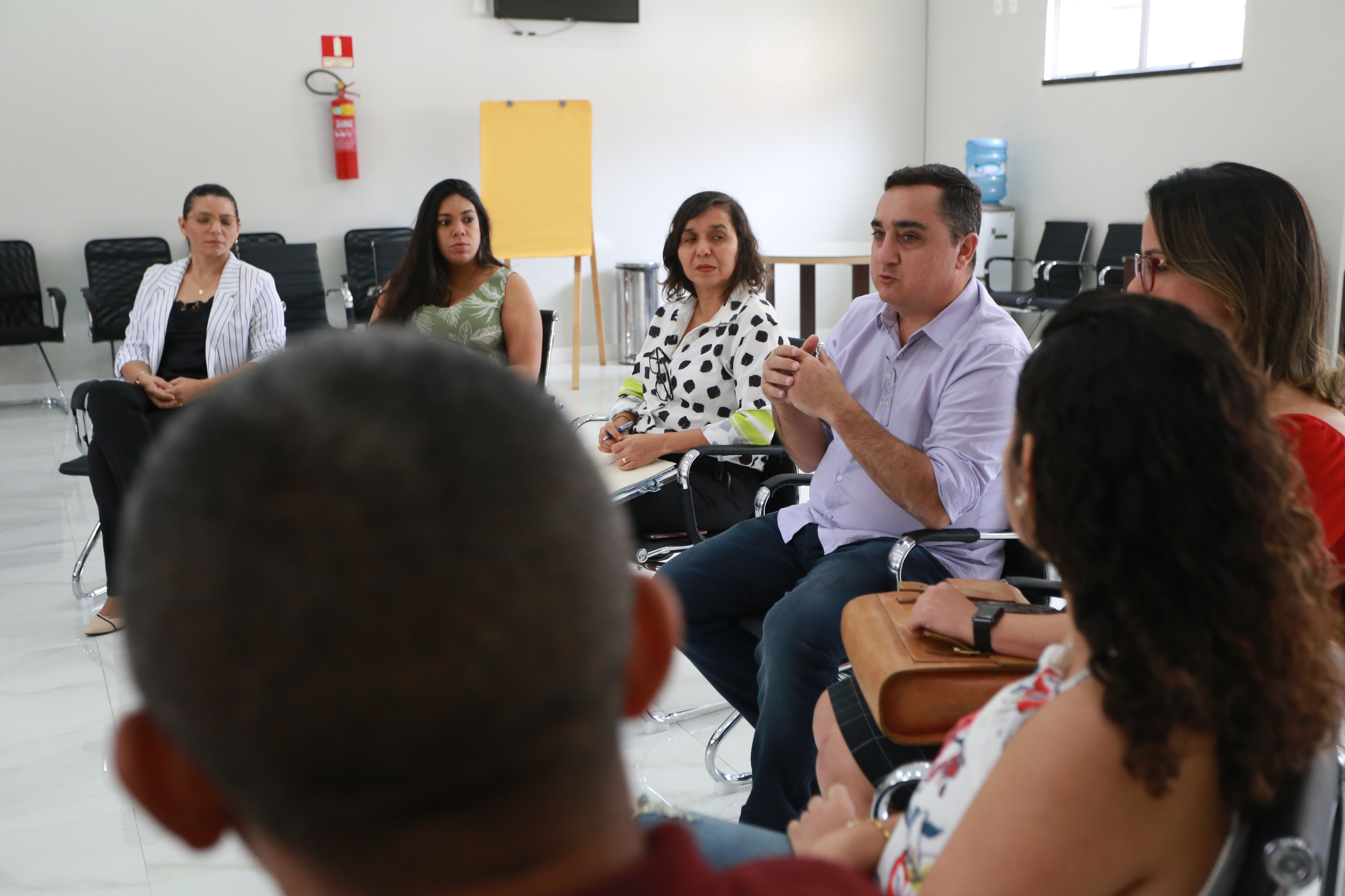 Integrantes do sistema socioeducativo são capacitados para facilitar círculos de construção de Paz