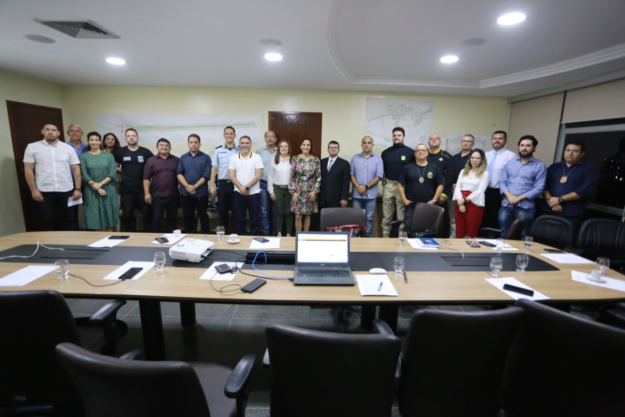 Reunião em Sobral discute estratégia para aproximar população da Polícia Militar