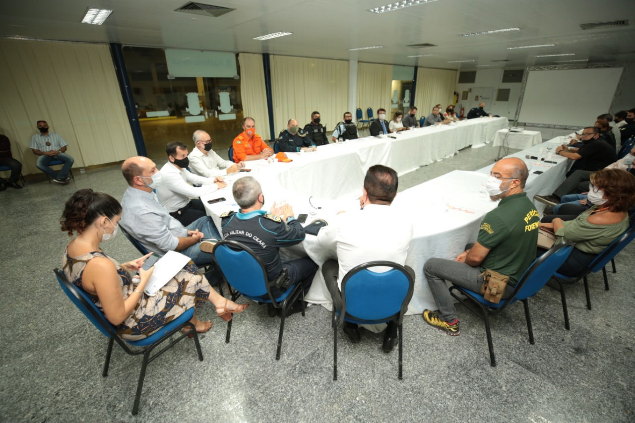 Pacto por um Ceará Pacífico: Comitê de Sobral realiza reunião com prefeito e titular da SSPDS