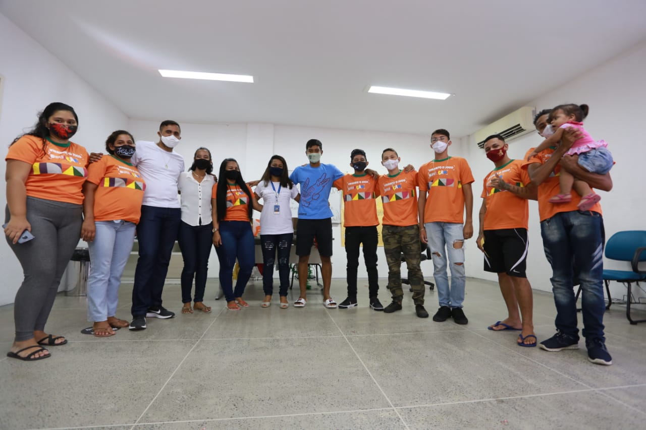 Superação: Mais de 800 jovens iniciam fase de qualificação profissional através do Projeto Virando o Jogo
