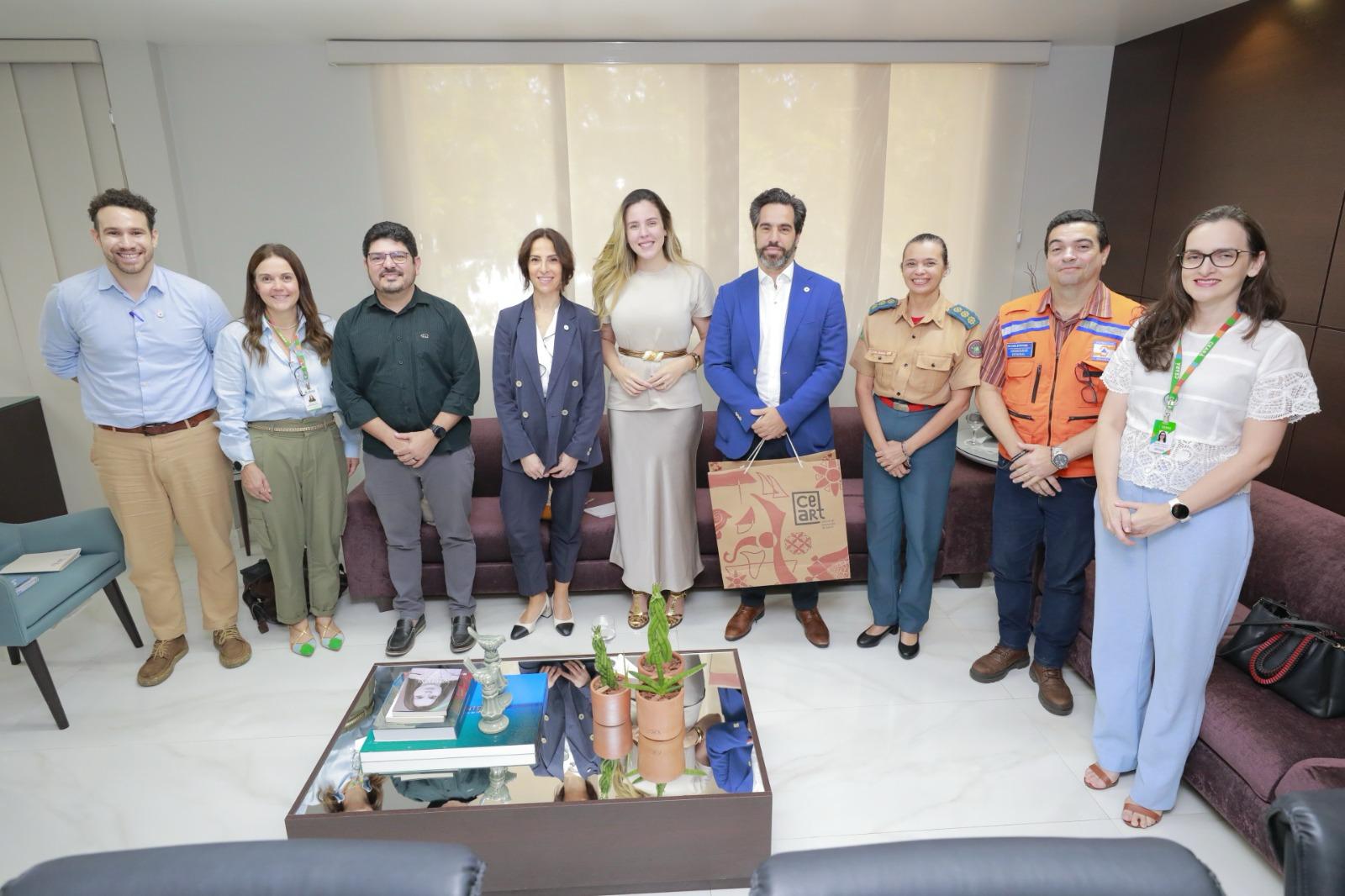 Vice-governadora recebe delegação da Cruz Vermelha e reforça compromisso com assistência humanitária