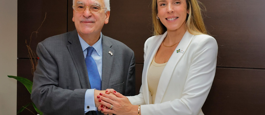Vice-governadora do Ceará recebe embaixador do Chipre no Brasil