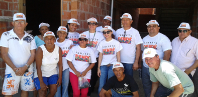 Moradores da Comunidade Dendê realizam visita às obras do residencial