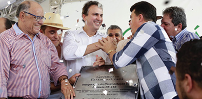 Ceará de Ponta a Ponta: Governo do Ceará entrega trecho da CE-166 que liga Senador Pompeu a Piquet Carneiro