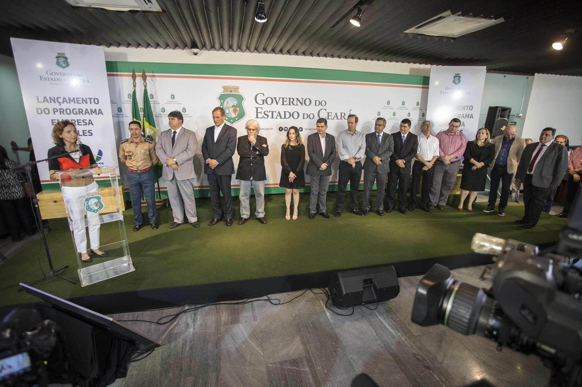 Governo do Ceará apresenta programa que acelera abertura de empresas