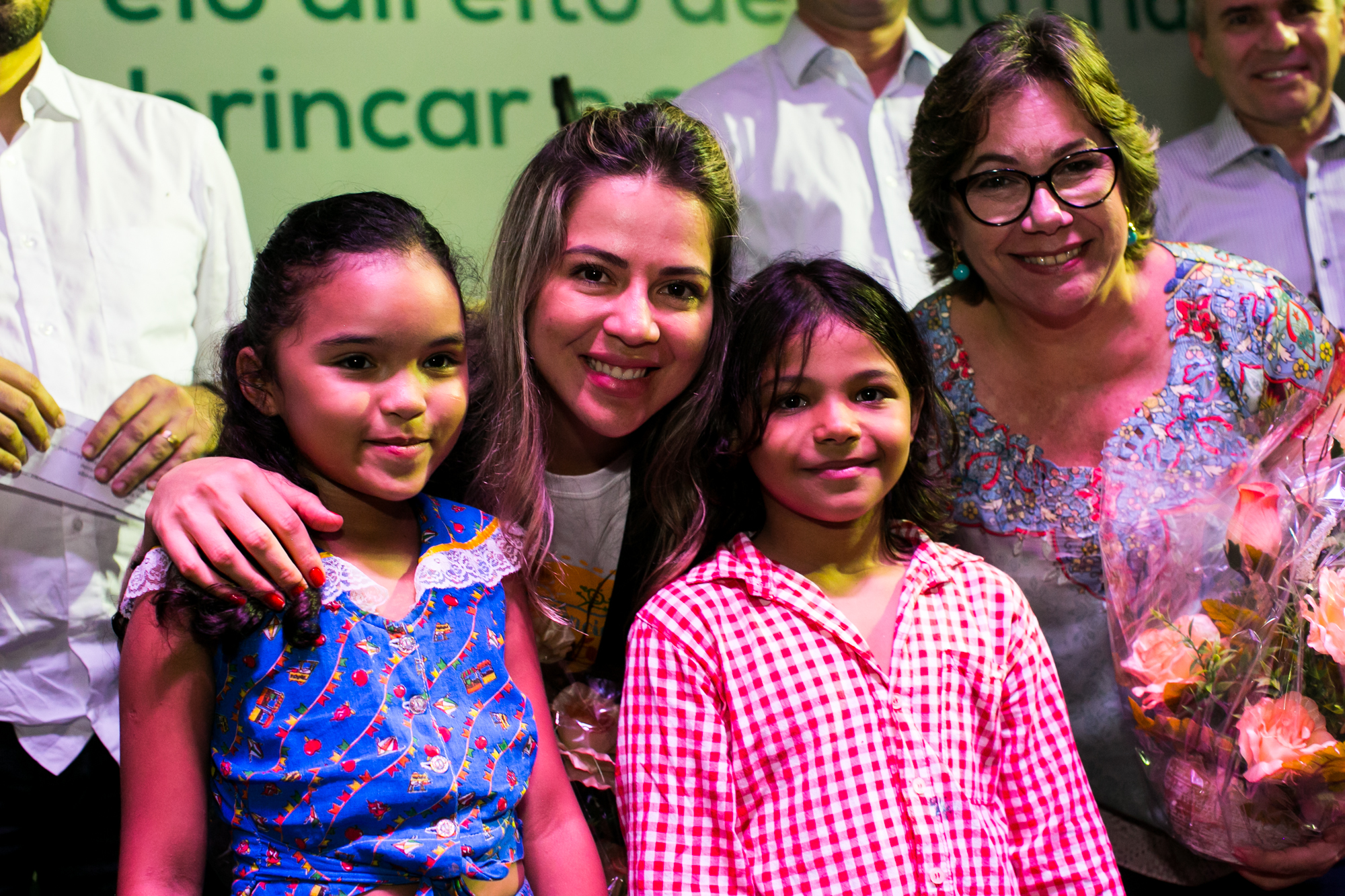 Mais Infância Ceará: 10ª brinquedopraça e equipamentos de ginástica são entregues para moradores de Baturité