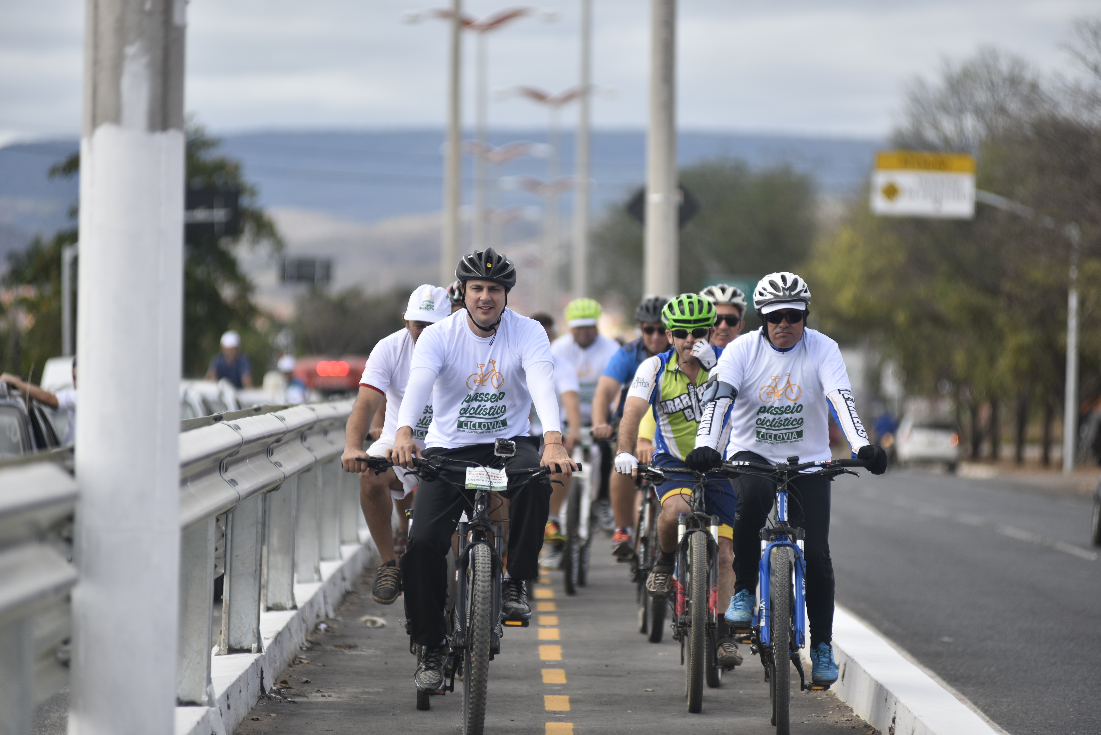 Cariri: Governo do Ceará entrega ciclovia que une os municípios de Crato, Juazeiro e Barbalha