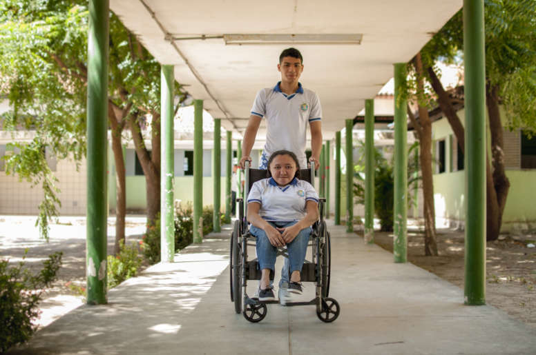 Educação: atendimento especializado nas escolas estaduais auxilia estudantes com deficiência a construir sonhos