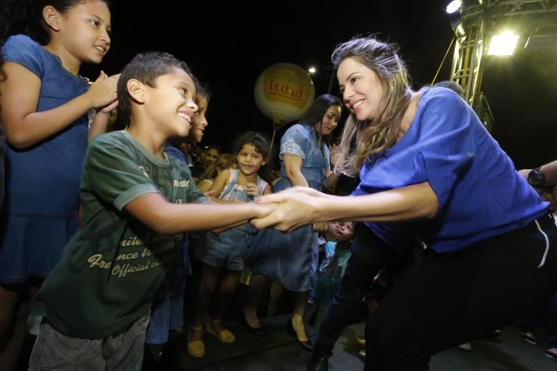 Quixadá: Governo do Ceará entrega 21ª brinquedopraça para as crianças cearenses