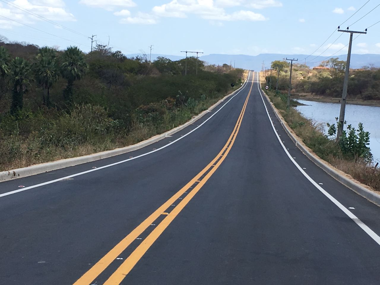 Ceará de Ponta a Ponta: Governo do Ceará conclui restauração do trecho Varjota – Ipu