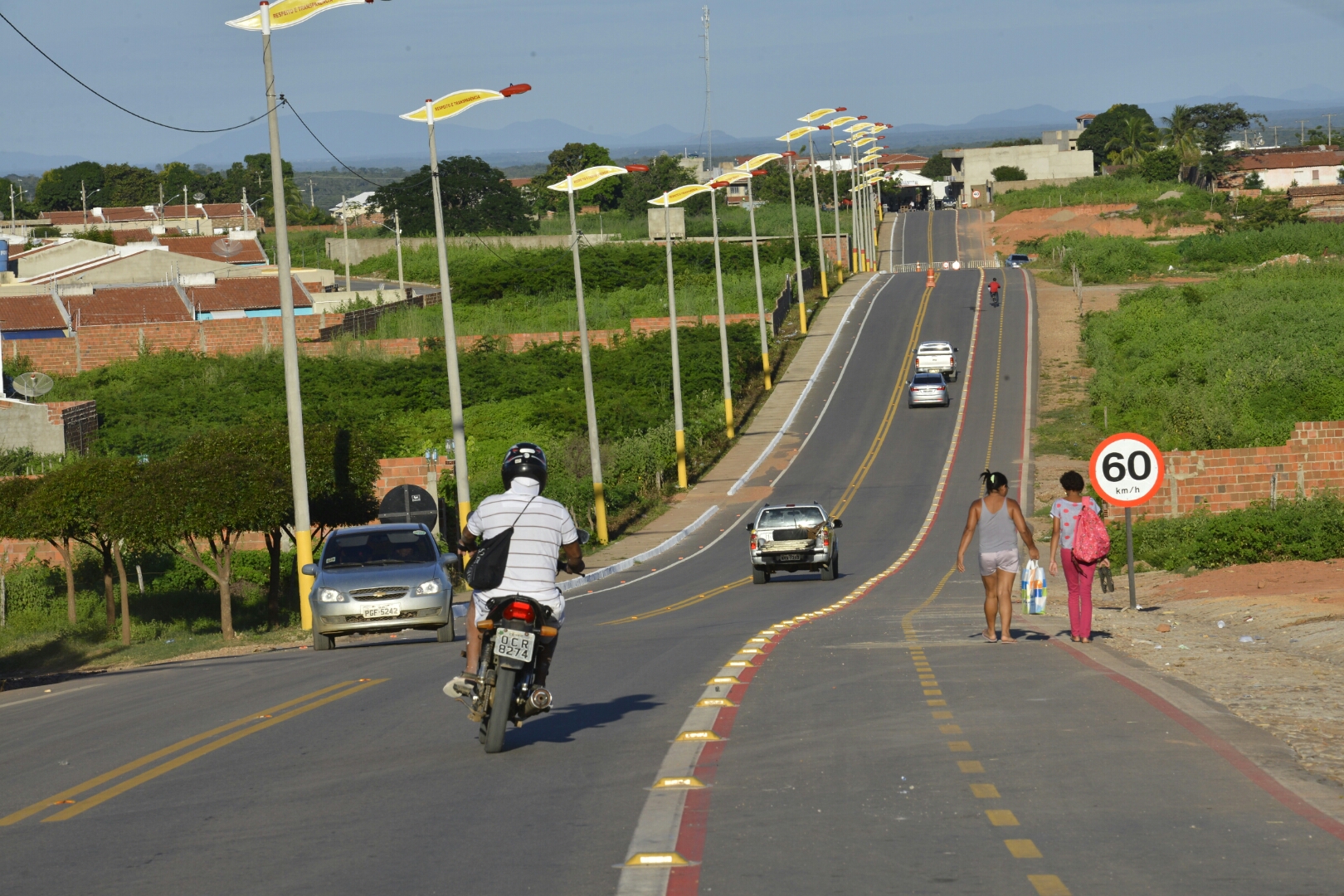 Ceará de Ponta a Ponta: Governo inaugura trecho da CE-085 e dá Ordem de Serviço para restauração dos acessos a praias de Trairi nesta sexta (20)