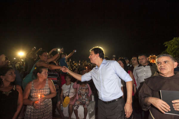 Durante festejos de São Francisco, governador anuncia requalificação do corredor religioso de Canindé