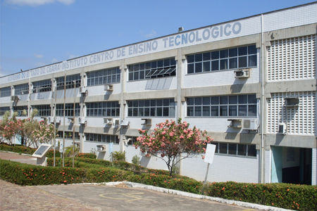 Centec e Secitece oferecem 180 vagas em cursos superiores gratuitos em Juazeiro do Norte