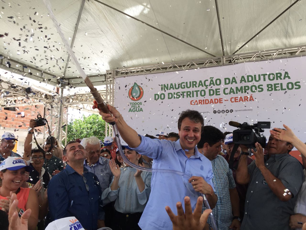 No último dia de 2017, Governo do Ceará entrega adutora para garantir abastecimento em Caridade