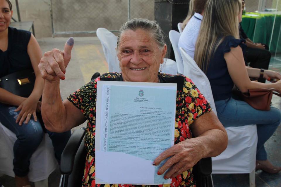 Regularização fundiária: Governo do Ceará inicia entrega de 2.024 títulos de terra