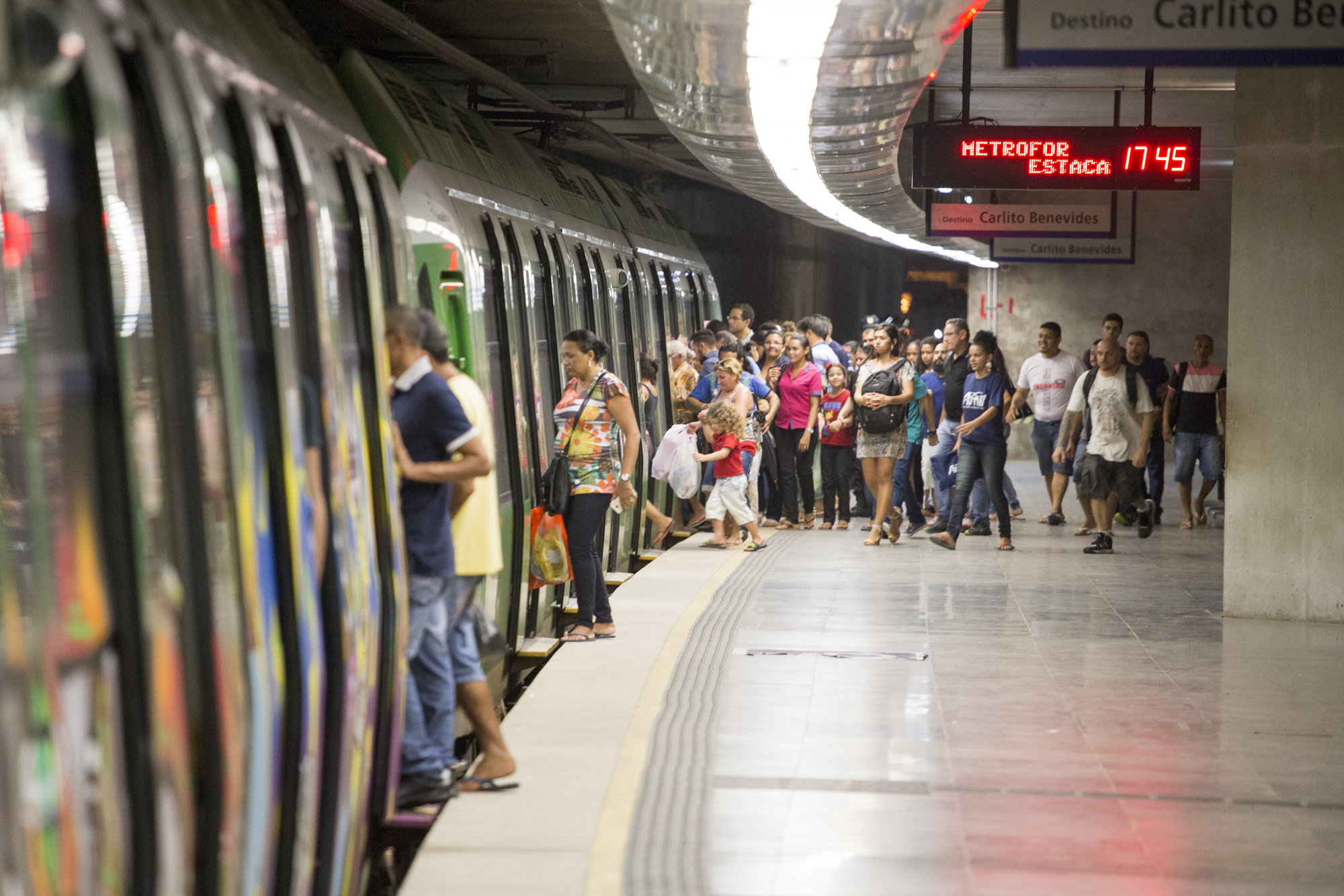 Metrofor credencia empresas interessadas em explorar espaços para negócios nas estações do Metrô