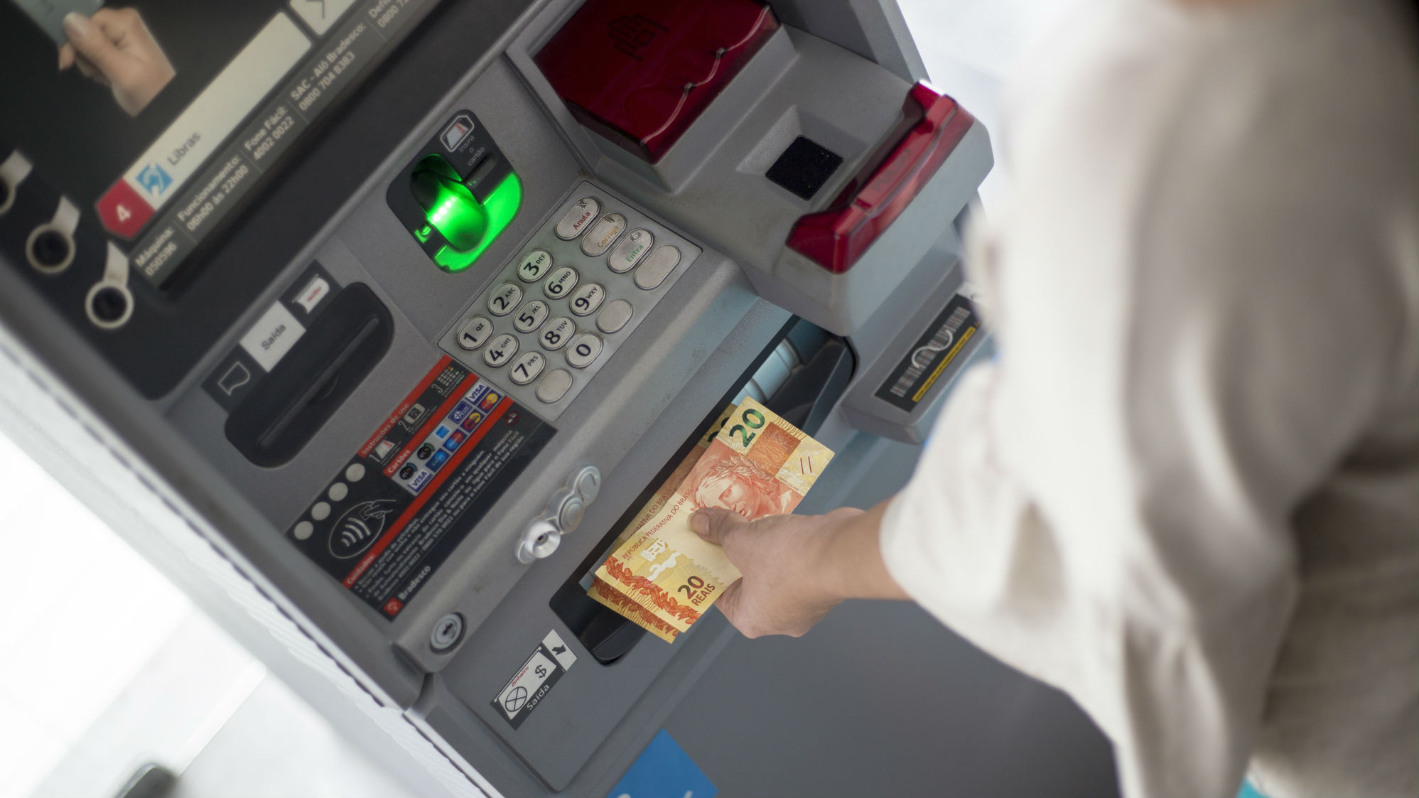 1ª parcela do retroativo do reajuste dos servidores estaduais será paga na folha deste mês