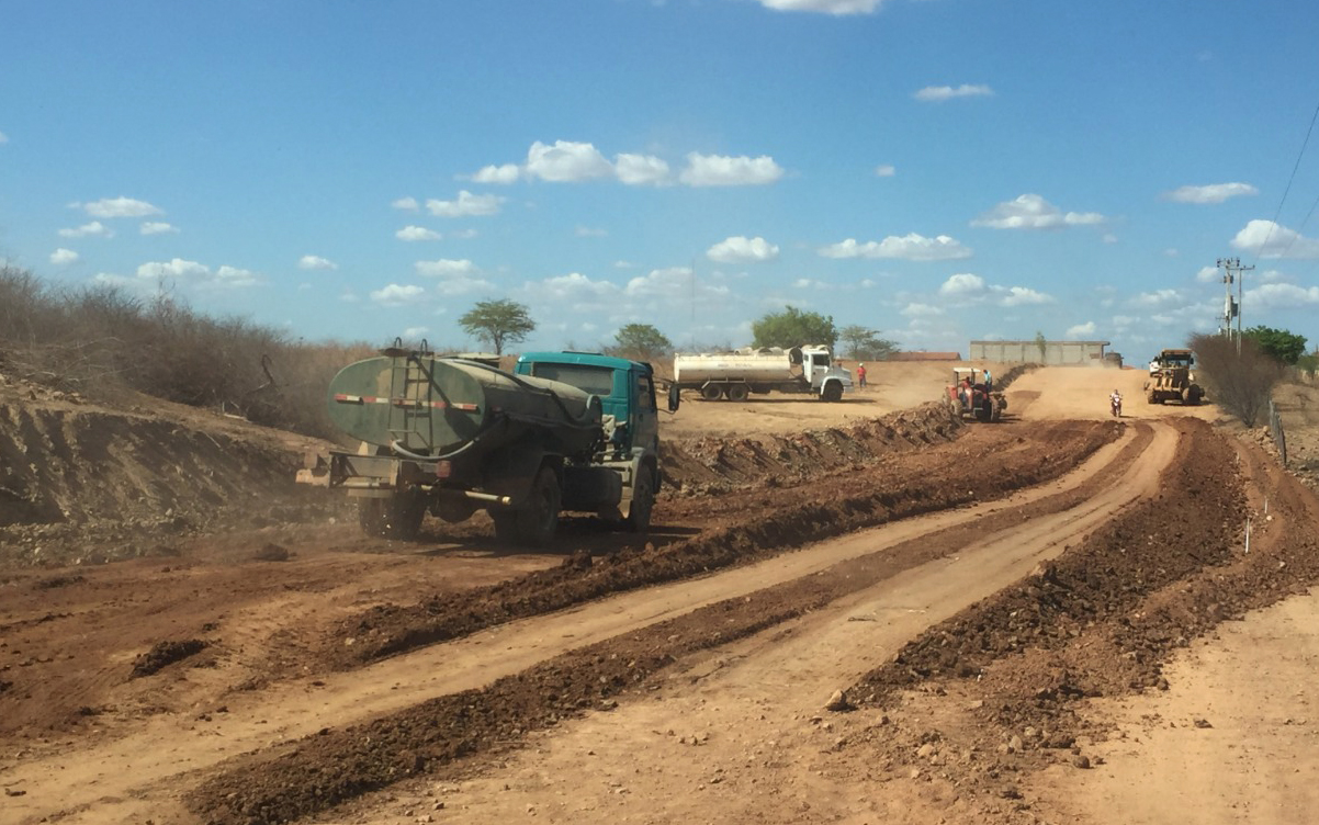 Governo do Ceará inicia implantação do trecho Quiterianópolis-Parambu
