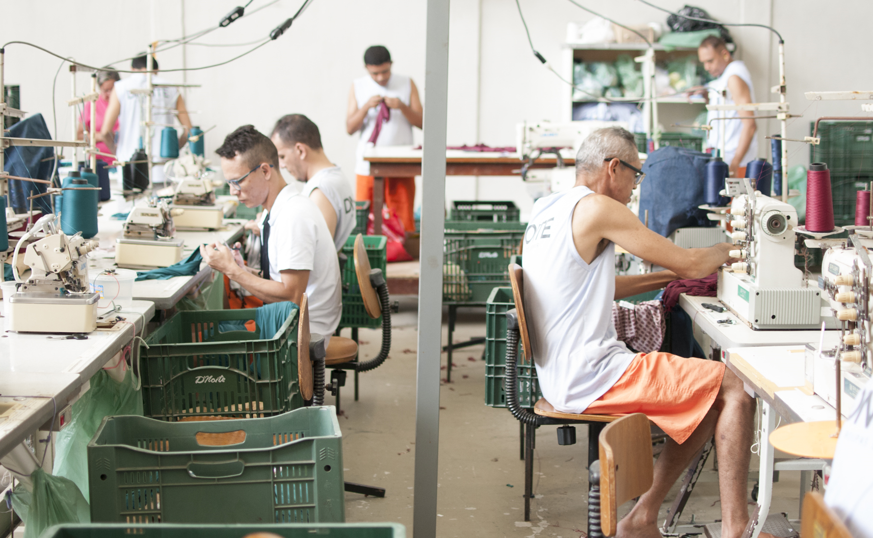 Sessão pública analisa propostas para instalação de empresas em unidades prisionais