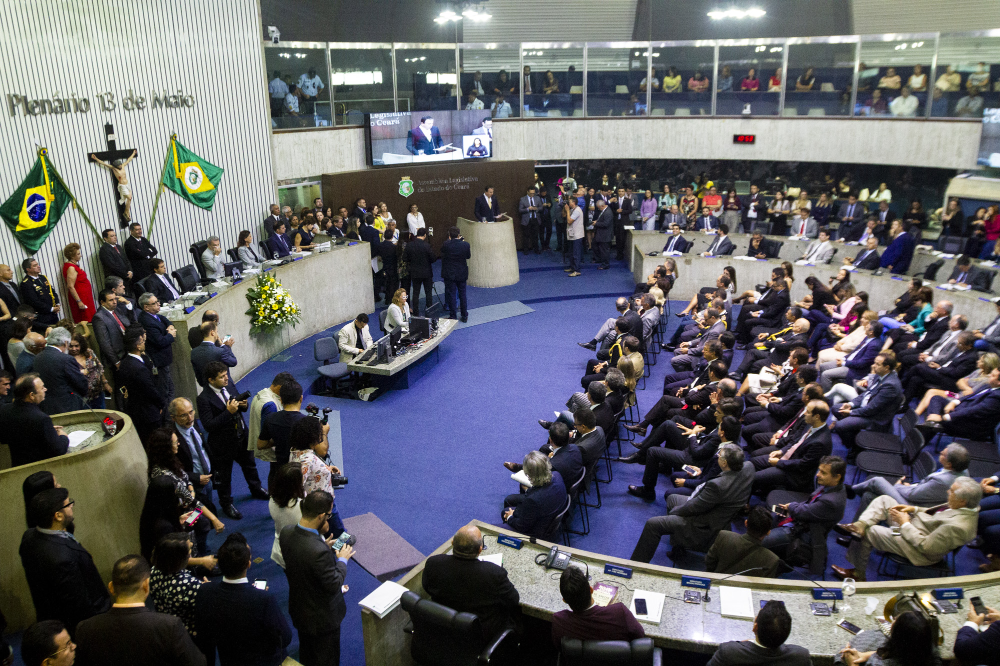 Governador fala de desafios em Saúde, Segurança e Educação e destaca recorde de investimentos