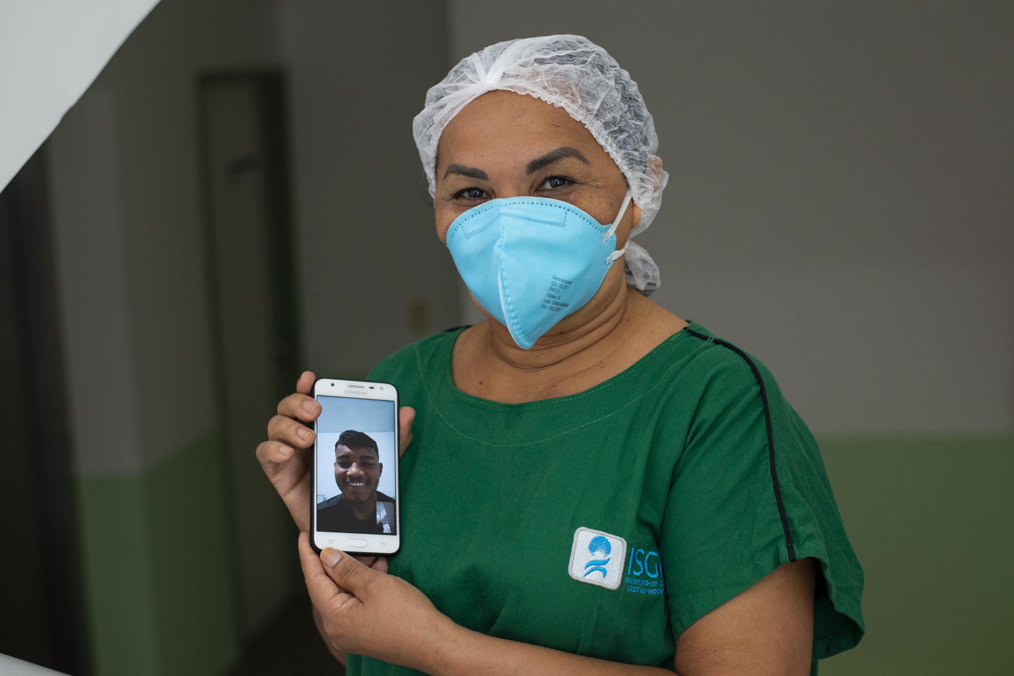 Mães e filhos fortalecem o laço de amor cumprindo a missão de salvar vidas