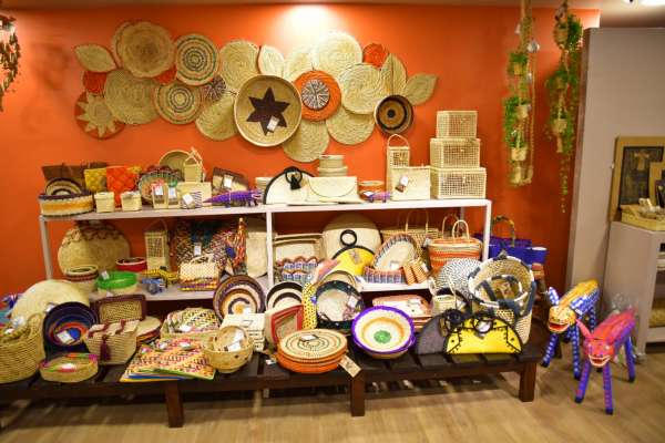 Credenciamento público seleciona novos artesãos e entidades para comercialização nos espaços CeArt