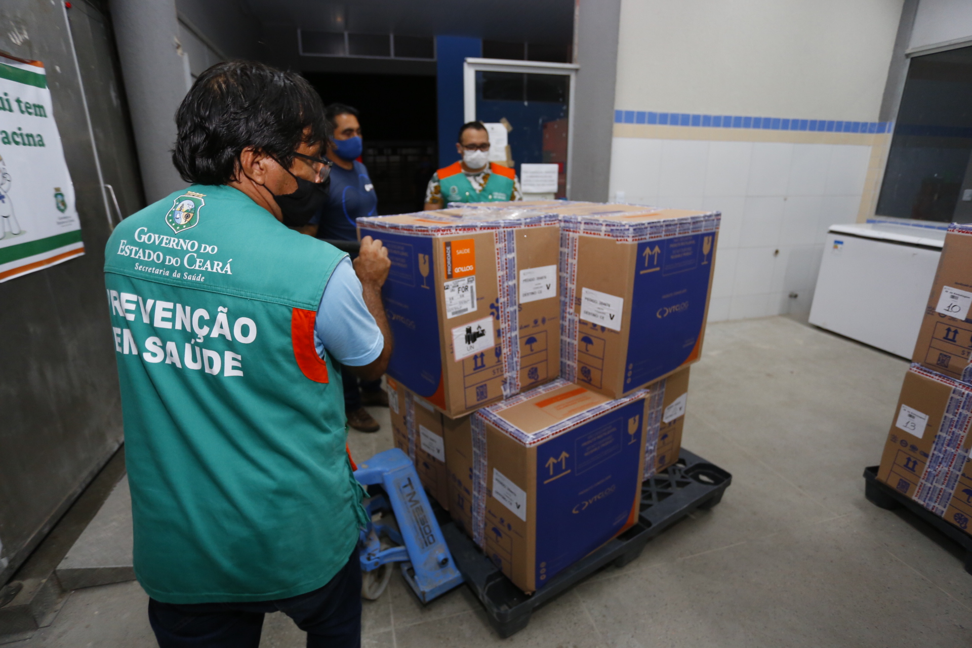 Com mais de 3 milhões de doses aplicadas, Ceará recebe novo lote da Pfizer para dar continuidade à imunização dos cearenses contra a Covid-19