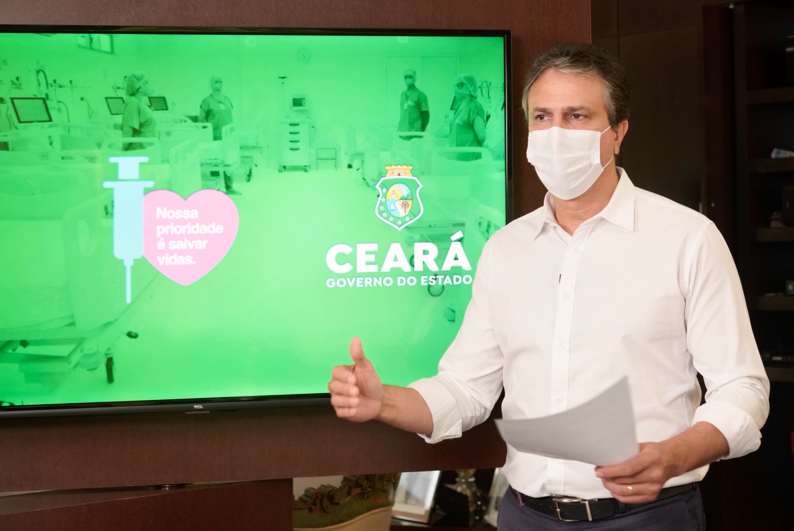 Com novo decreto, comércio de rua e shoppings têm horário de funcionamento ampliado